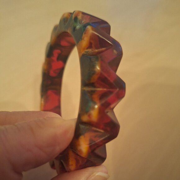 FABULOUS REAR 1930'S BAKELITE GEAR BANGLE BRACELET - Picture 2 of 15